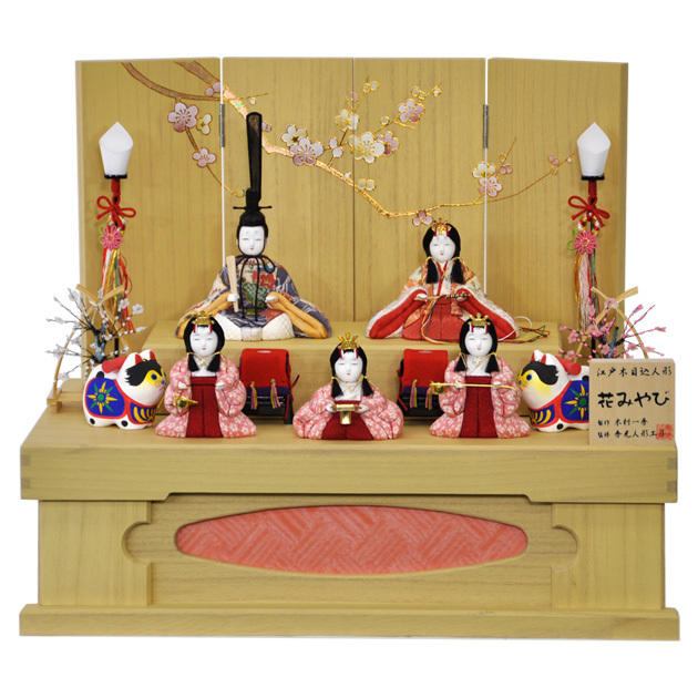 販売されていましたKM1 美品！ 木目込み五人飾り　一秀作　木製飾り台セット　雛人形　木目込み人形